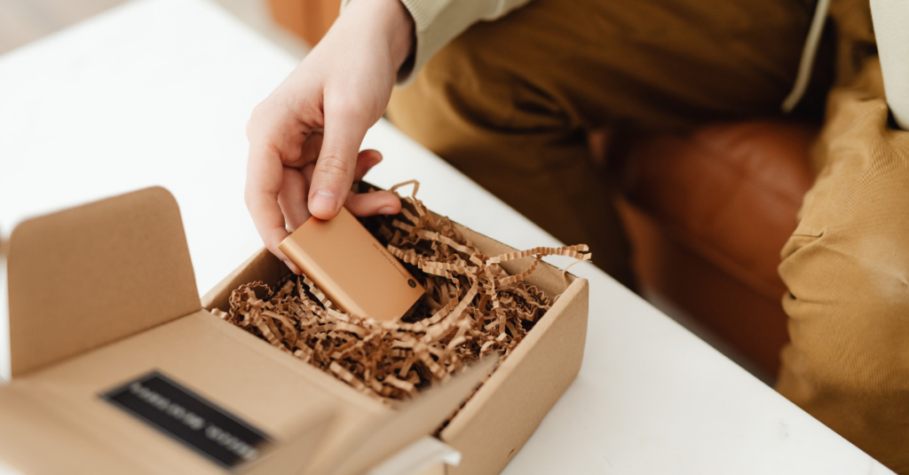 pre-kit vs kit-to-order represented with simple packaged product